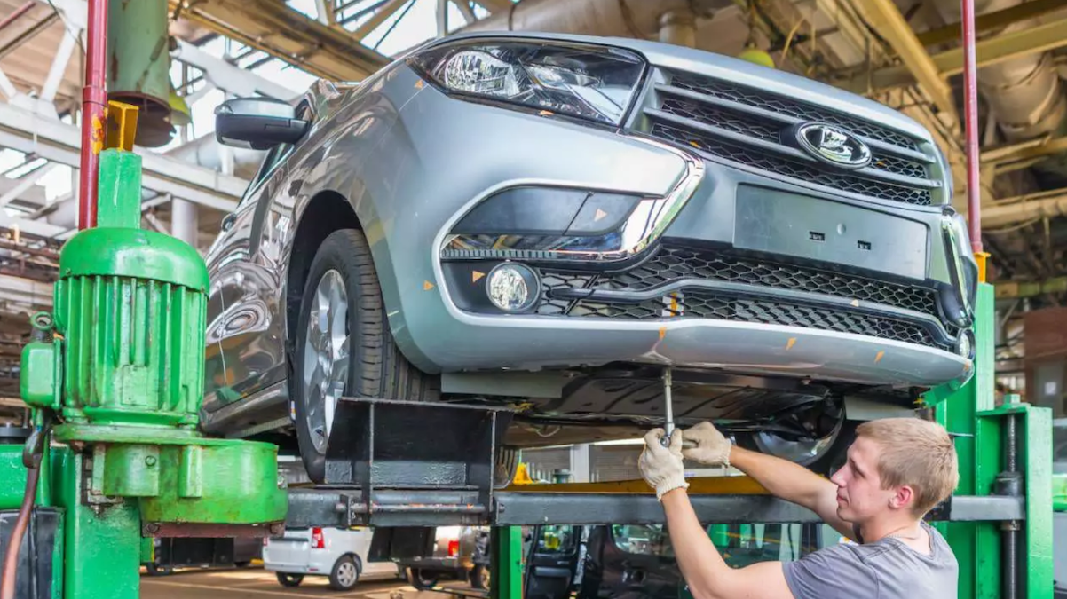 AvtoVAZ Produces Incomplete Cars: Quality Issues and Dealership Complaints