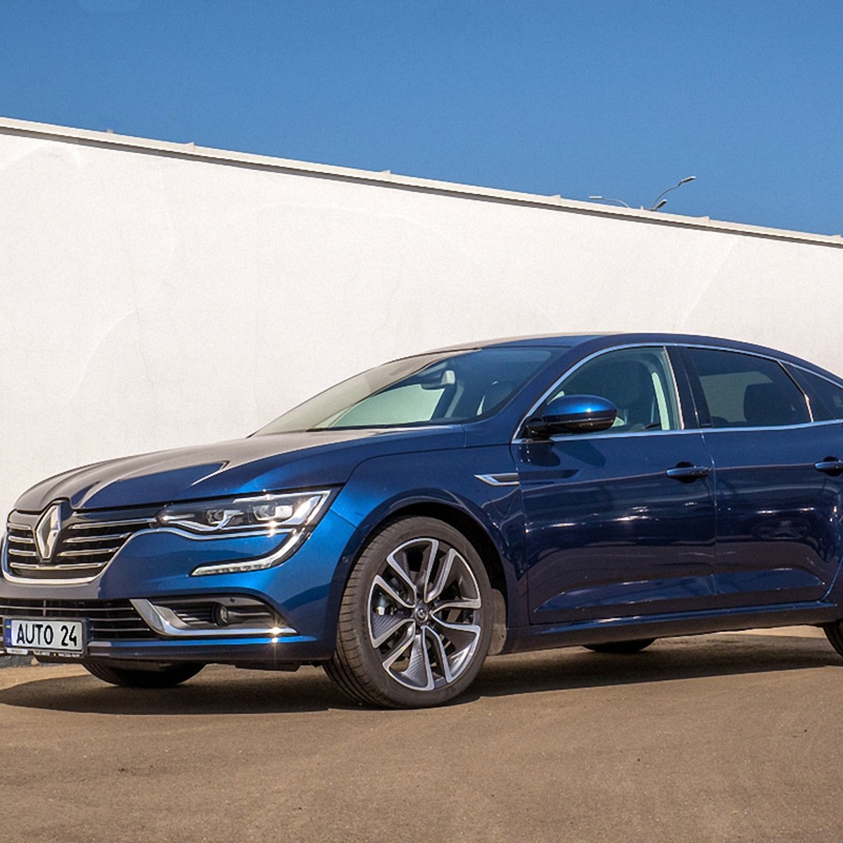 Renault Talisman: тест-драйв по 24 параметрам