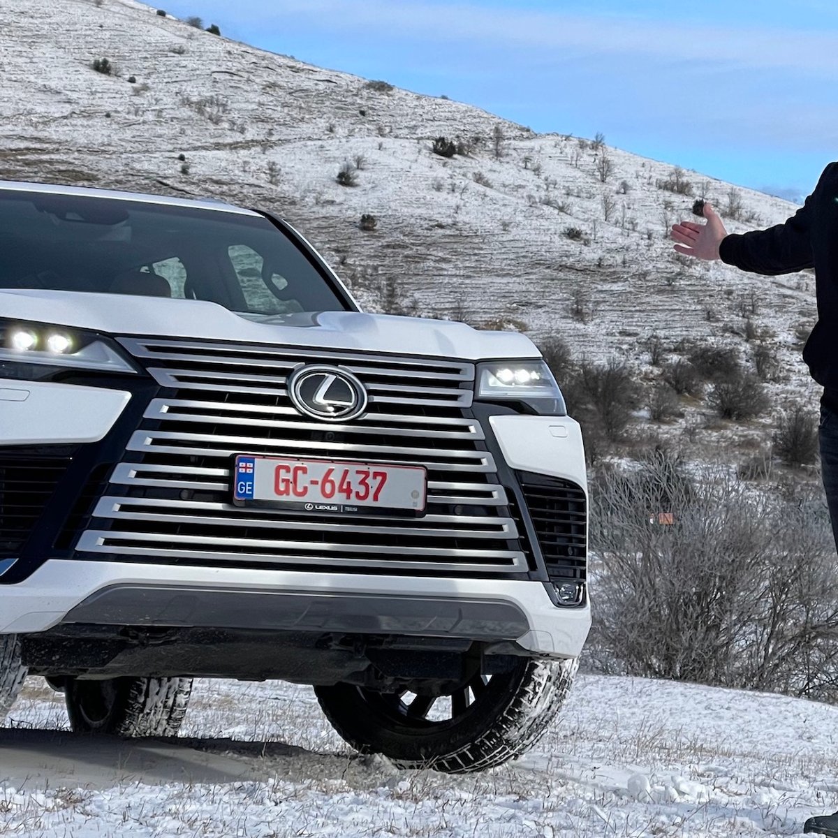 Тест-драйв Lexus LX 600 и LX 500d: характеристики, цена