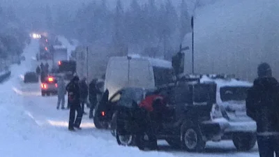 Ситуация на Закарпатье ухудшается – водители могут остаться ночевать посреди дороги