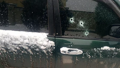 Невідомий обстріляв поліцію та охоронців під Дніпром