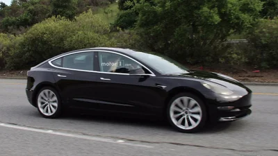 Нова модель Tesla – більше не таємниця: з'явилися фото