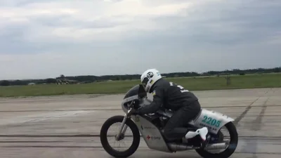 Харьковские мотоциклисты планируют установить мировой рекорд скорости