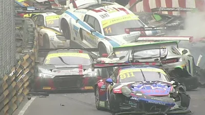 На гонках в Макао разбилось 16 спорткаров