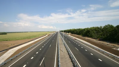 Стало известно, когда в Украине начнут строить платные дороги