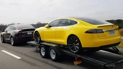 Бум на електромобілі відкладається