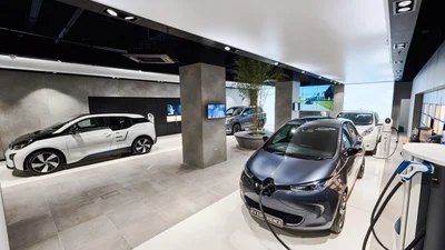 Renault відкриває перший бутік з продажу електромобілів у Європі