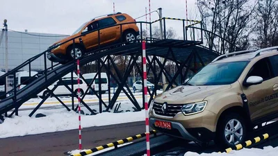 Новий бюджетний кросовер Renault Duster вже в Україні