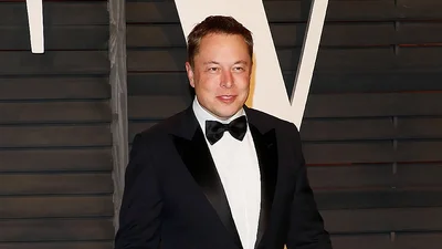 Tesla оголосила зарплатню Илона Маска