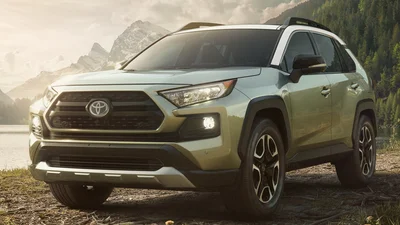 Новий Toyota RAV4 2019 модельного року - Відео Фото