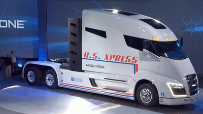 Теслу поділили надвоє: вантажівки Nikola йдуть у маси