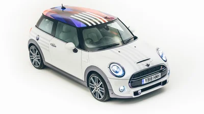 MINI любить тебе: британці підготували Cooper S до королівського весілля