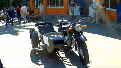 Вінницькі студенти схрестили Nissan Leaf з мотоциклом "Днепр К-750"