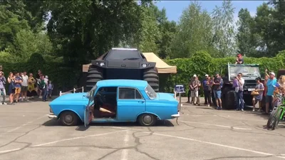 Битву українського всюдихода Thor проти "Москвіч 412" показали на відео