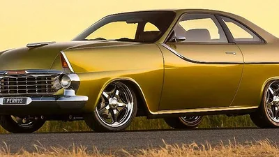 "Перевертень", зібраний з 5 машин, виглядає як цукерочка