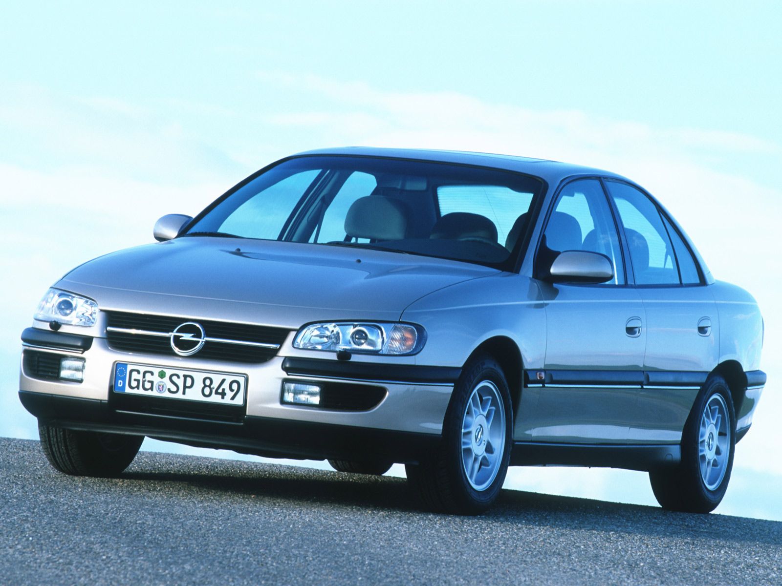 Opel Omega B на еврономерах - цена и характеристики бу авто