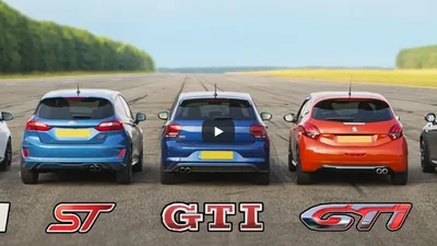 Большой дрэг-рейсинг маленьких горячих хэтчбеков (видео)