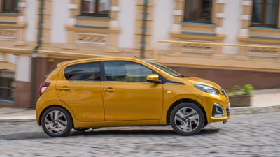 Как управляется и едет Peugeot 108