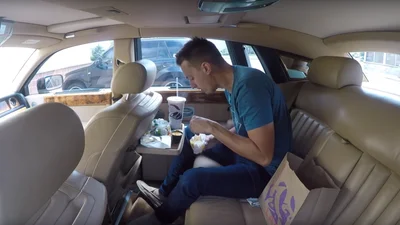 Хлопцеві пощастило урвати Rolls-Royce Phantom за $80 тисяч