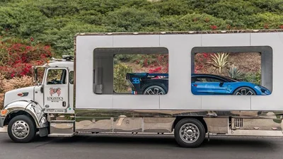 Шины этого гиперкара стоят $103 тысячи, даже не спрашивайте о стоимости ТО