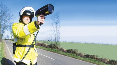 В США начали штрафовать за медленную езду