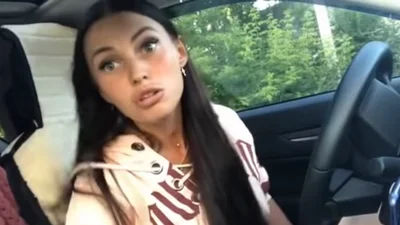 Почему не-блондинка не может припарковаться? (Видео)