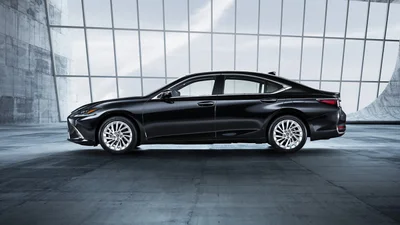 Новый Lexus ES уже можно заказать в Украине