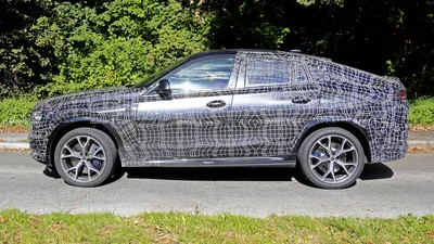 BMW X6 нового поколения показался на первых фото