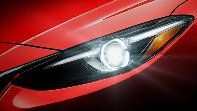 Штрафовать за езду днем без включенных фар незаконно: адвокат