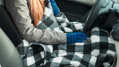 Для власників електромобілів придумали "електричну ковдру"