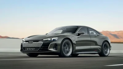 Audi показала свой третий электрокар e-tron GT во всей красе