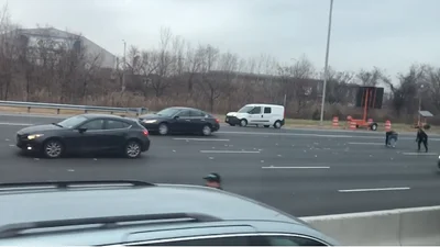 Минус триста: стало известно, сколько денег высыпалось из инкассатора