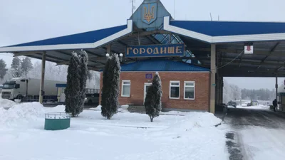 Почему автомобили долго растаможивают на пункте пропуска