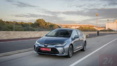 Тест-драйв Toyota Corolla: гибридное будущее
