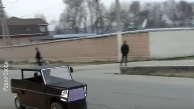 У Таджикистані показали перший автомобіль власної розробки: відео