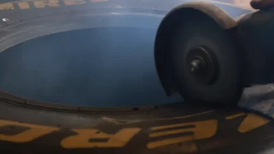 Видео: шину Формула 1 порезали на кусочки, чтобы узнать что внутри