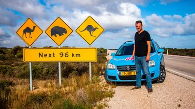 Энтузиаст построил электрокар и отправился на нем в путешествие по всем континентам