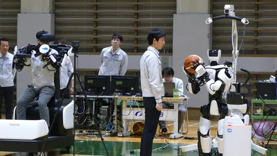 Інженери Toyota збудували робота-баскетболіста (відео)