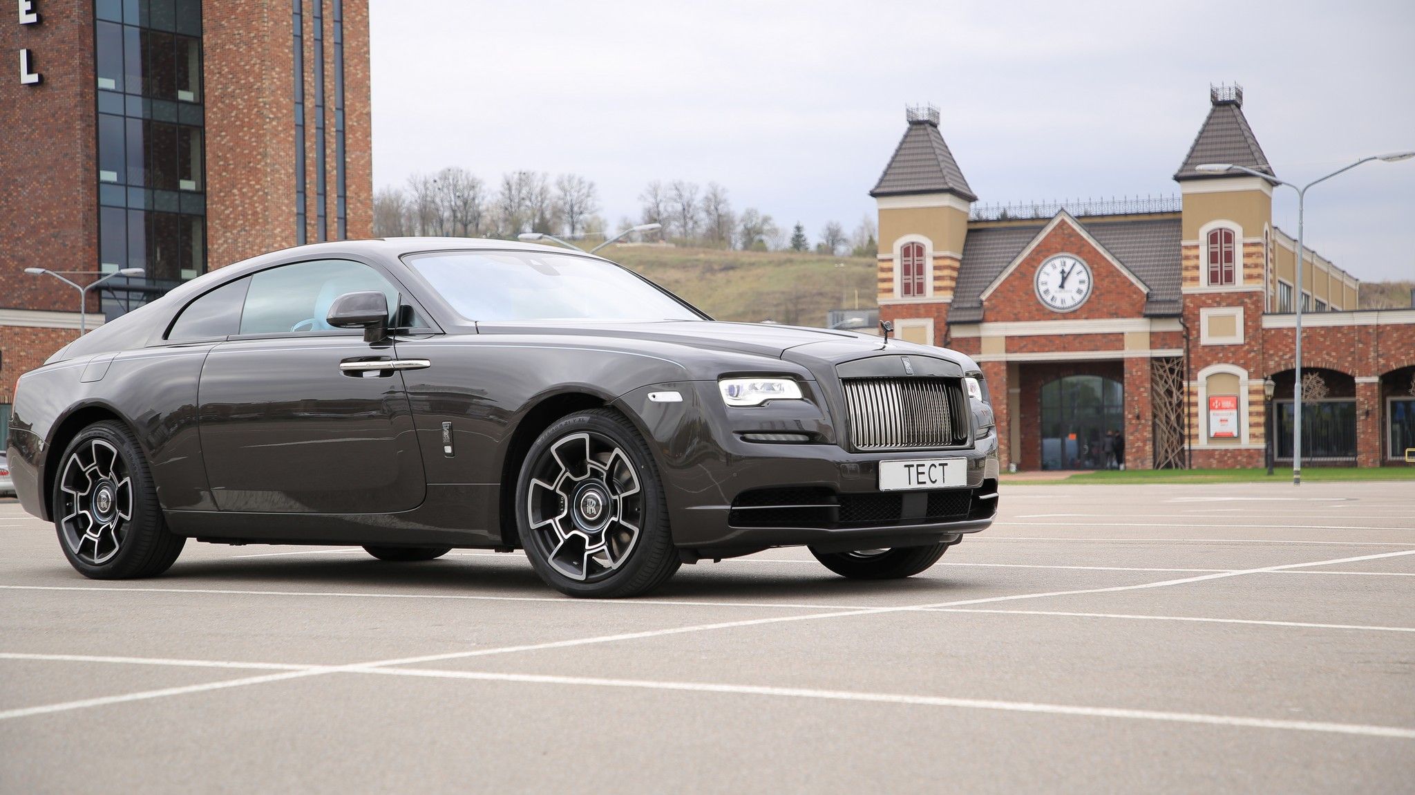 Тест-драйв Rolls-Royce Wraith Black Badge: сверхкомфортный спорткар