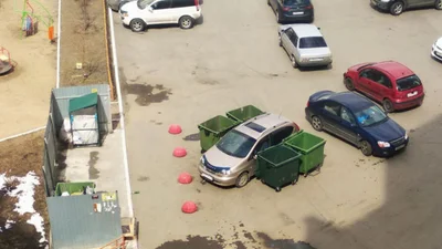 Коммунальщики отомстили "герою парковки" (фото)