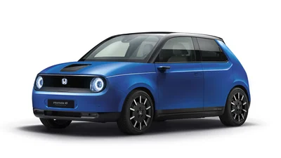 В Европе стартовал прием заказов на электрический ситикар Honda E