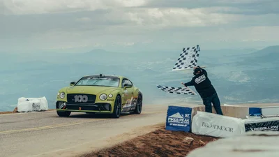 Bentley Continental GT встановив новий рекорд Pikes Peak