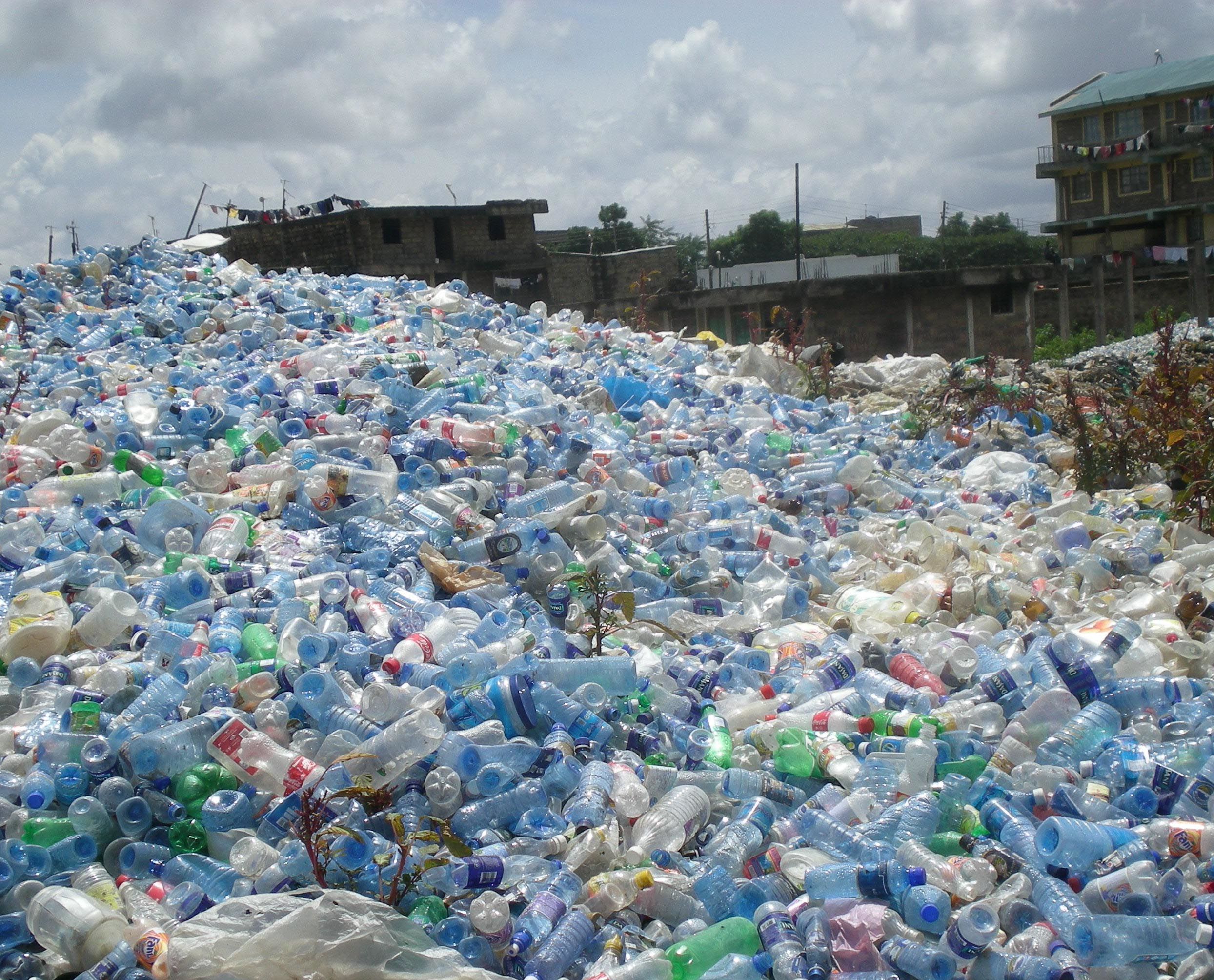 Plastic waste recycling