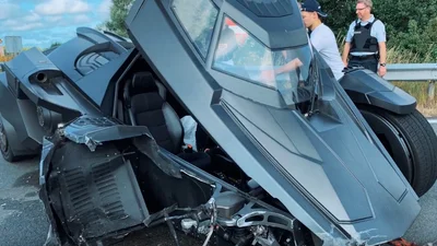 Во Франции разбили "Бэтмобиль" за 1,25 млн евро