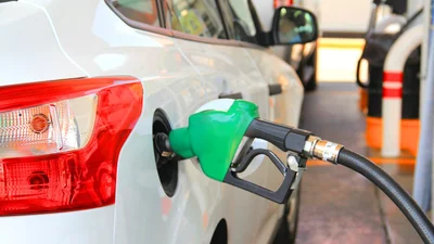 В Україні бензин виявився найдорожчим у світі