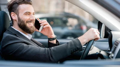 Когда за разговор по телефону забирают "права"