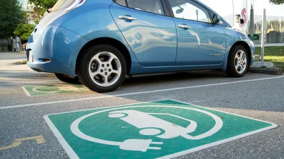 Стало известно, когда электромобили в Украине получат привилегии