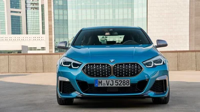 BMW обрав київські пейзажі для реклами своєї новинки: відео