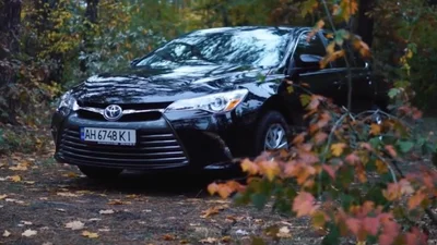 Огляд вживаної Toyota Camry Hybrid зі США: надійність та витрата пального