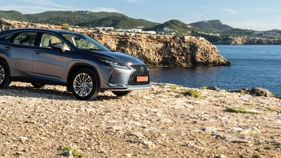 Кросовер Lexus RX 350: характеристики, ціна, тест-драйв 2019